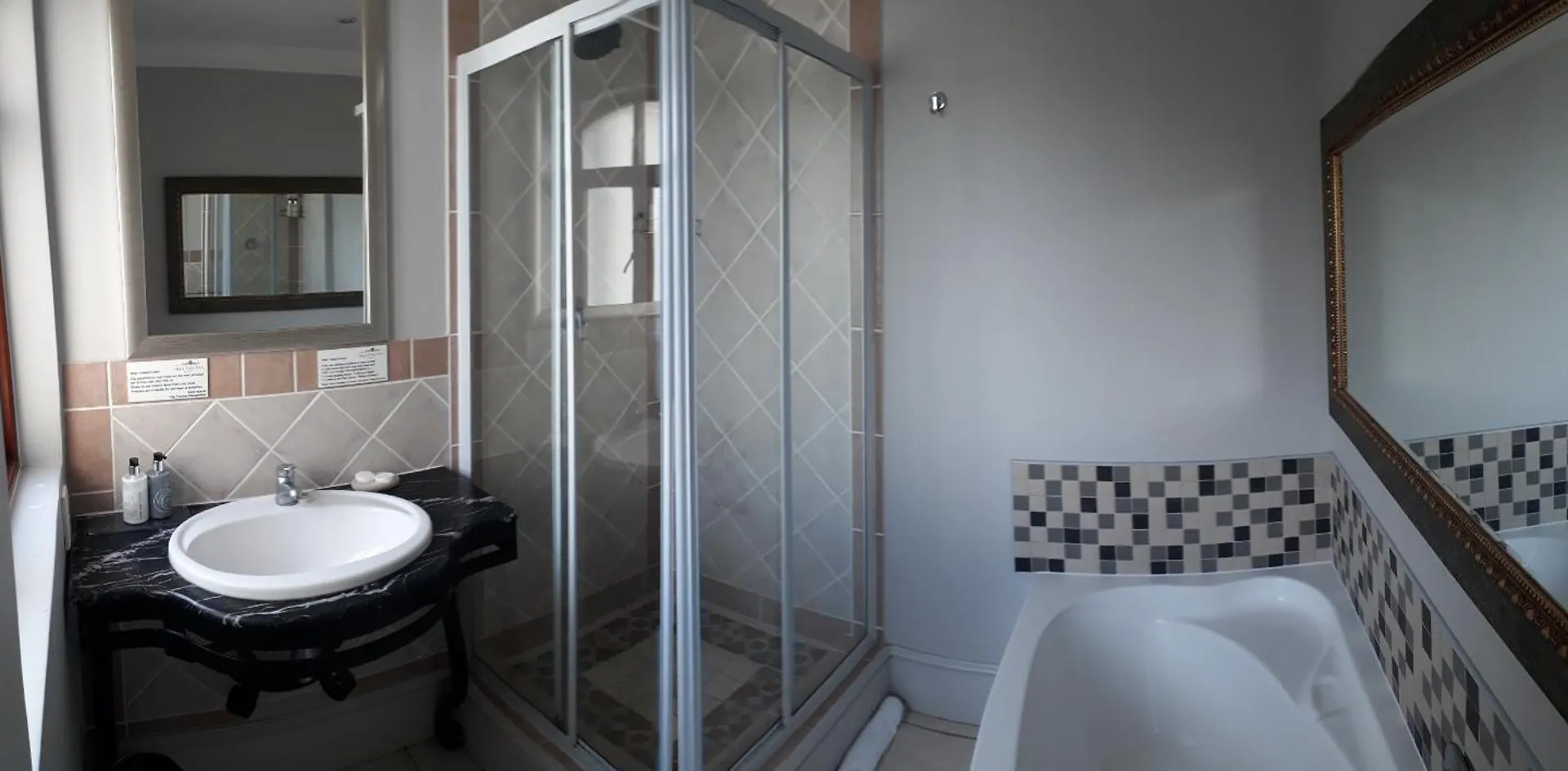 Villa Tuscana Port Elizabeth
